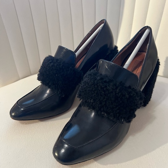 BCBGMaxAzria Shoes - Phionna shoes
